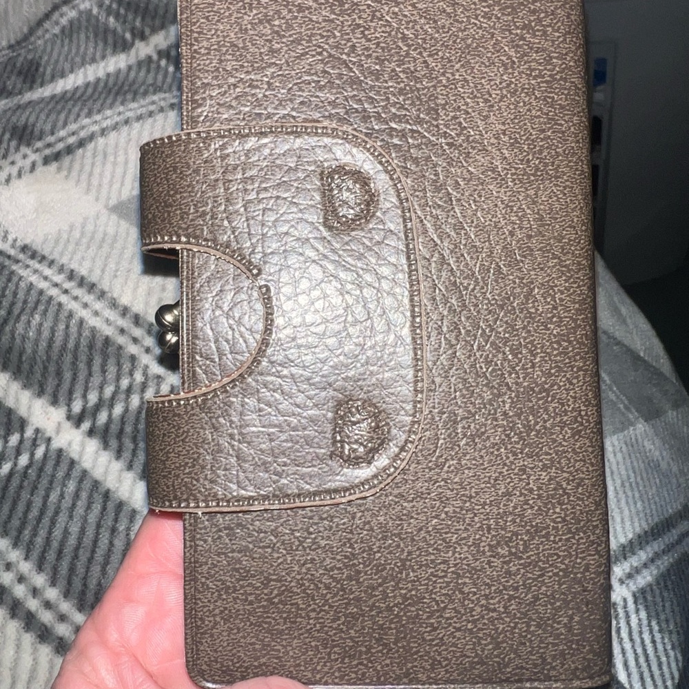 Brown textured vintage wallet